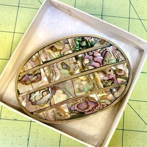 New beautiful Abalone Shell Oval Belt Buckle